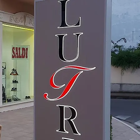 Lutri
